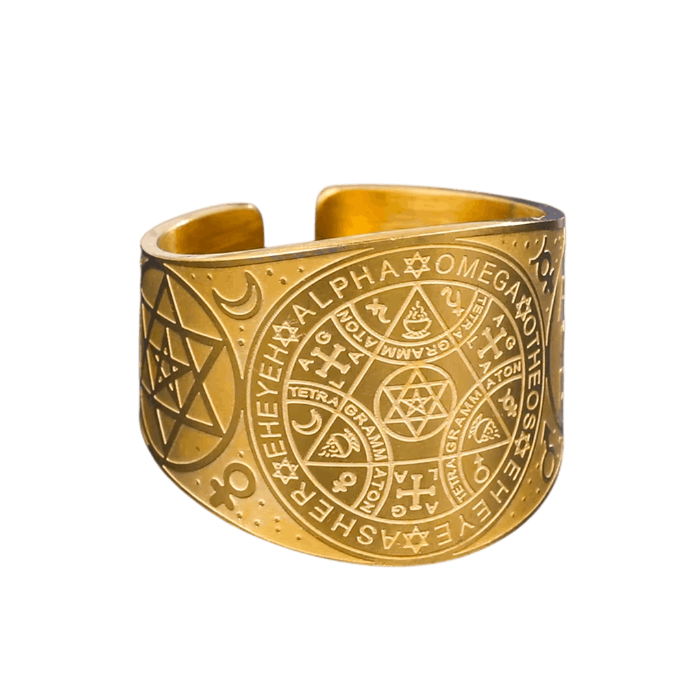 Bague Pentacle du Tétragrammaton : Ouverte, Dorée, vue de détail sur fond blanc
