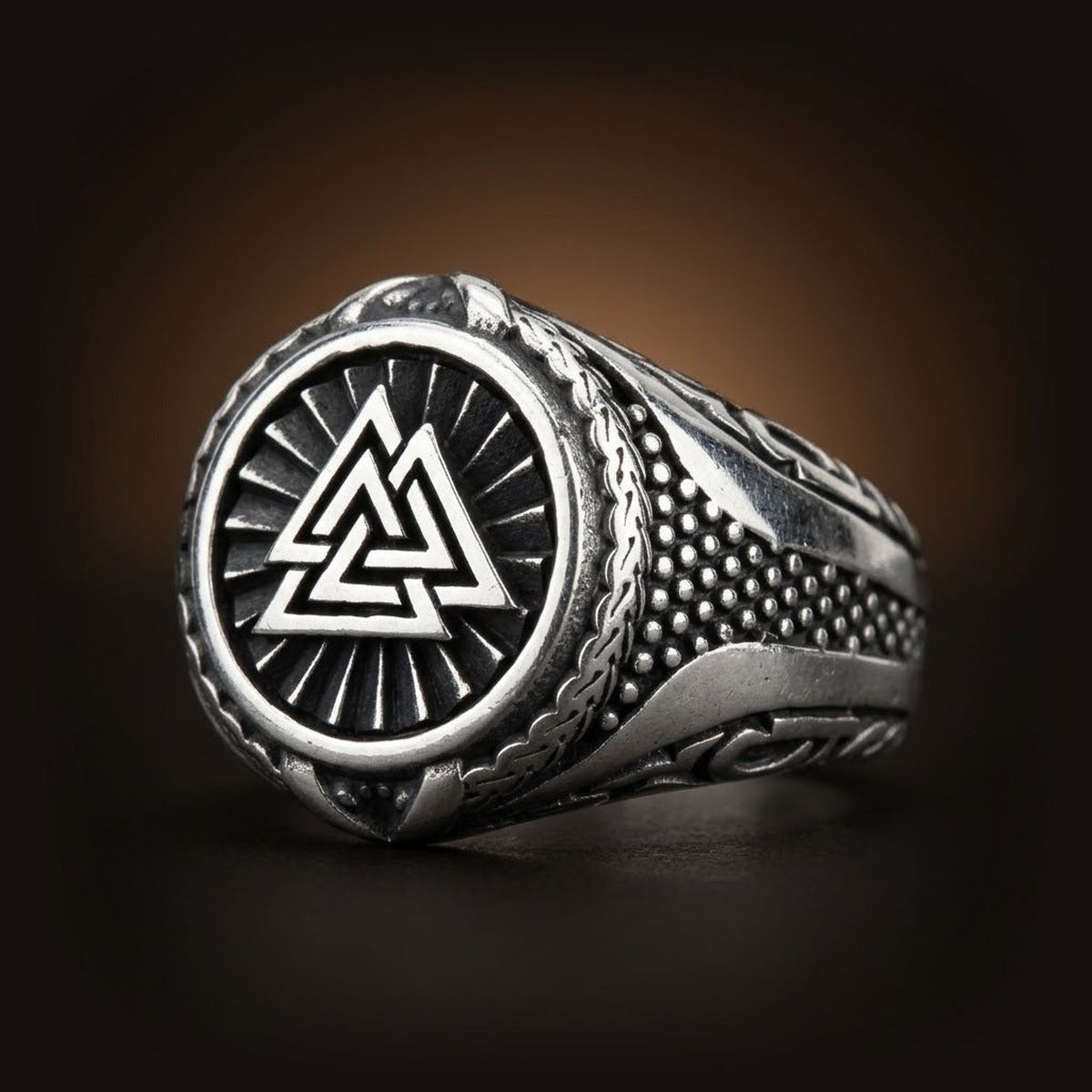 Chevalière viking en acier inoxydable, Valknut gravé dans un cercle perlé