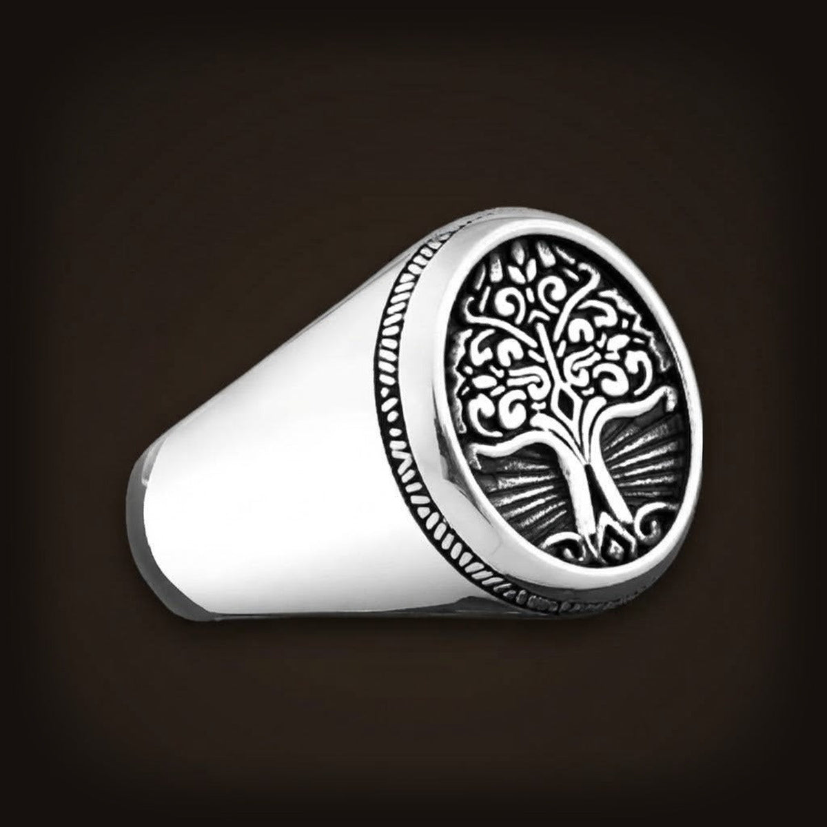 Bague viking chevalière ovale yggdrasil arbre de vie en acier inoxydable.