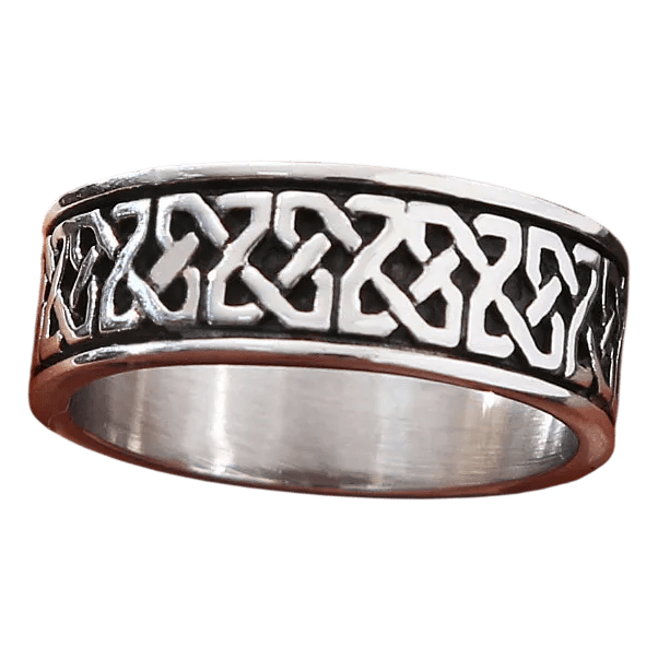 Bague viking de type anneau en acier inoxydable avec gravures de nœuds celtiques et entrelacs nordiques.