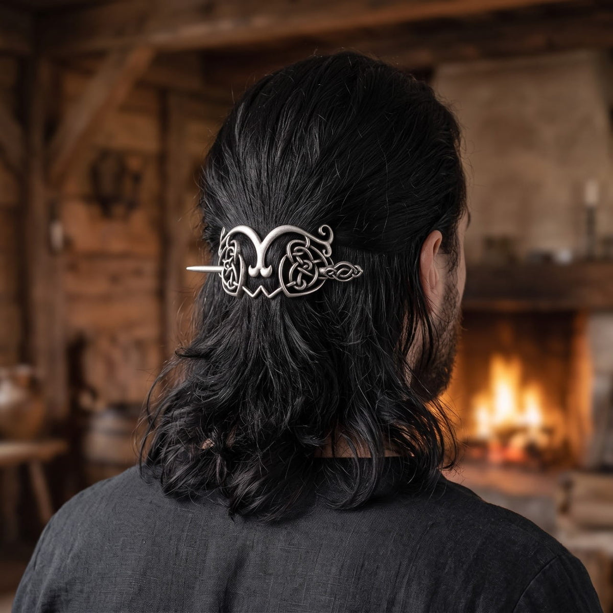 Barrette Viking Double Nœud Symétrique, porté