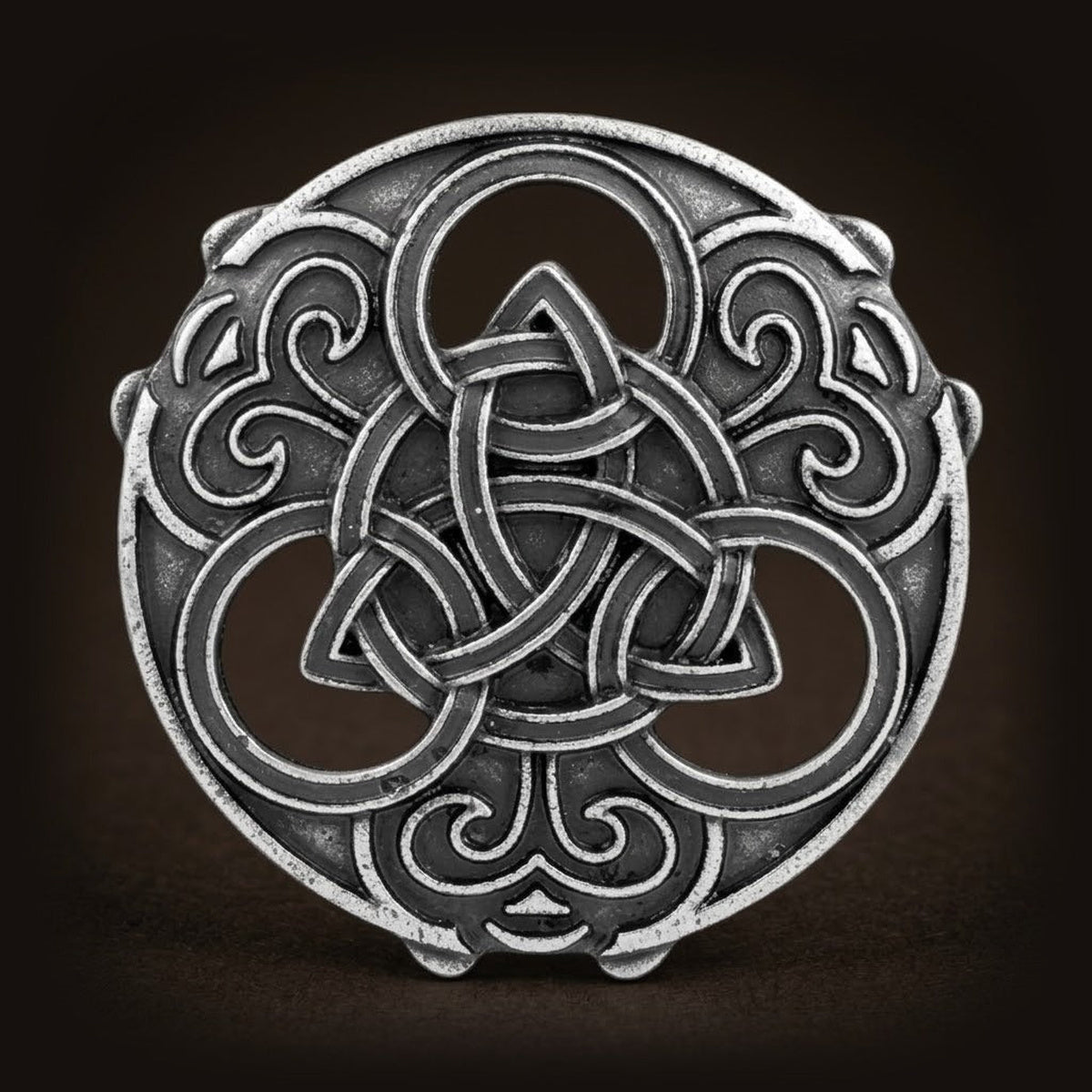 Broche Viking Triquetra Noircie