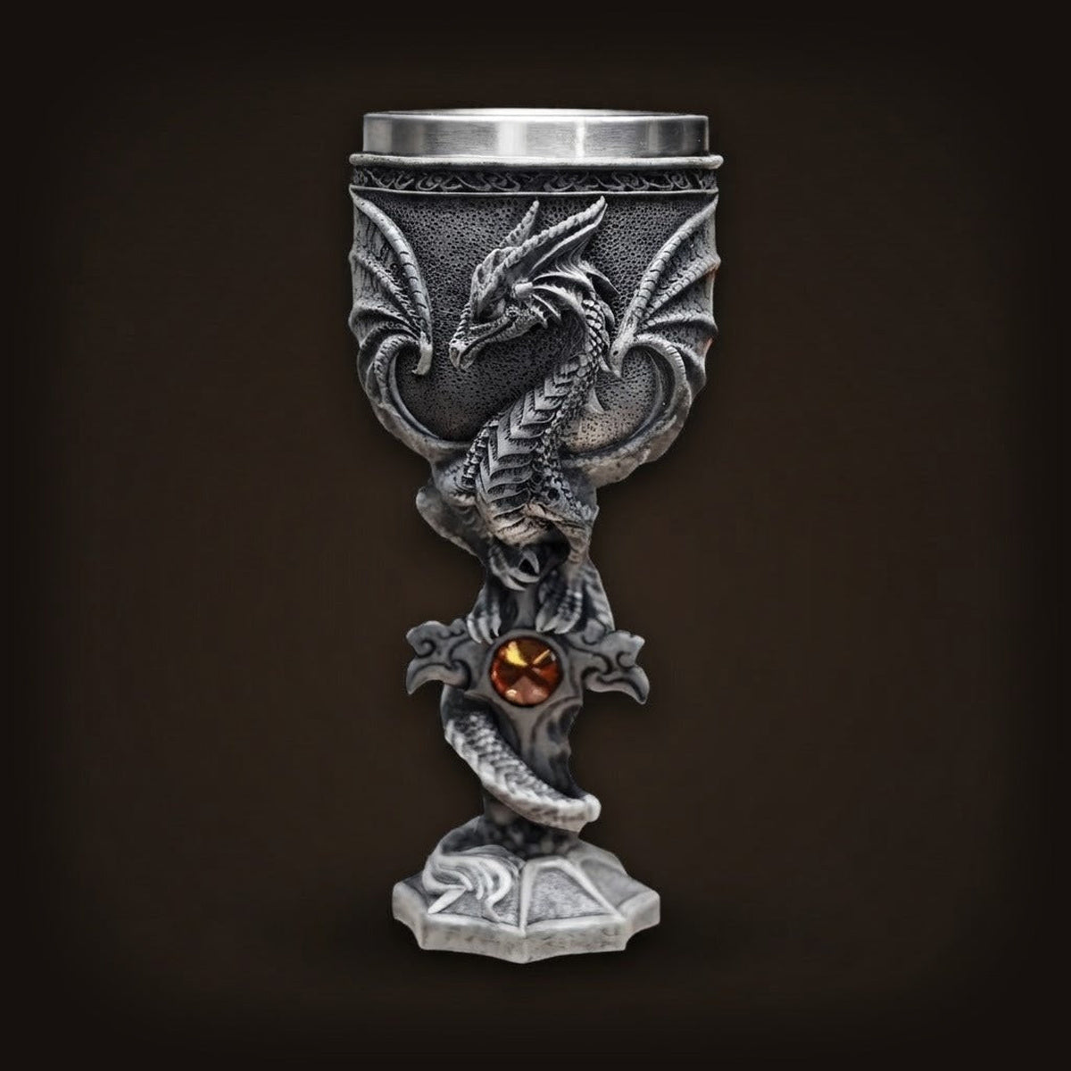 Calice dragon ailé argent avec gemme d'ambre facettée, résine sculptée et godet acier