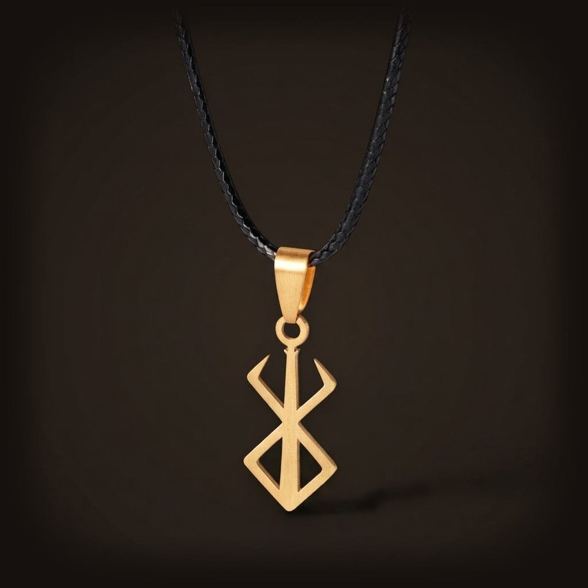 Collier viking pendentif epee berserk acier doré - Le Comptoir Viking