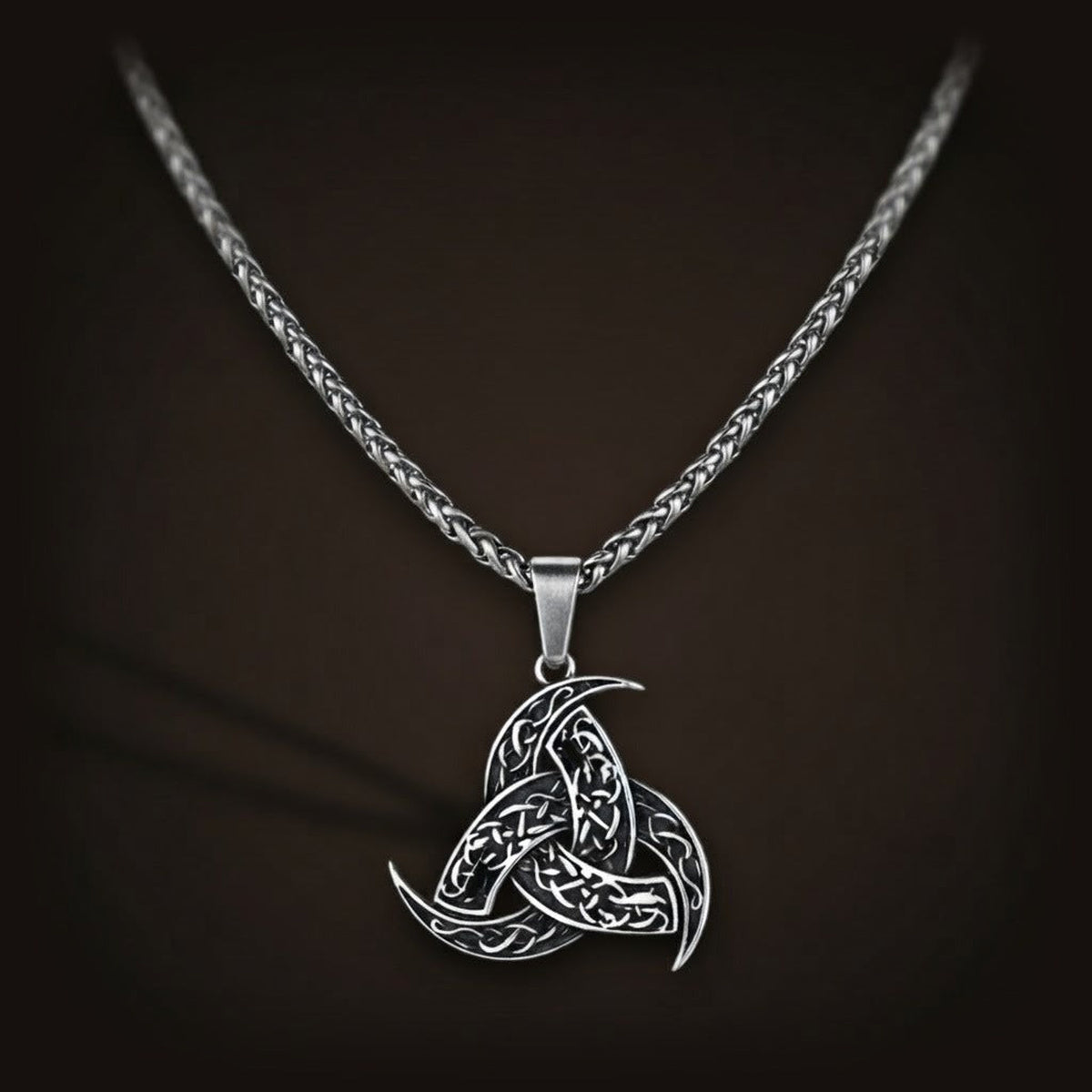 Collier viking pendentif triquetra nœud celtique en acier inoxydable avec chaine tressee