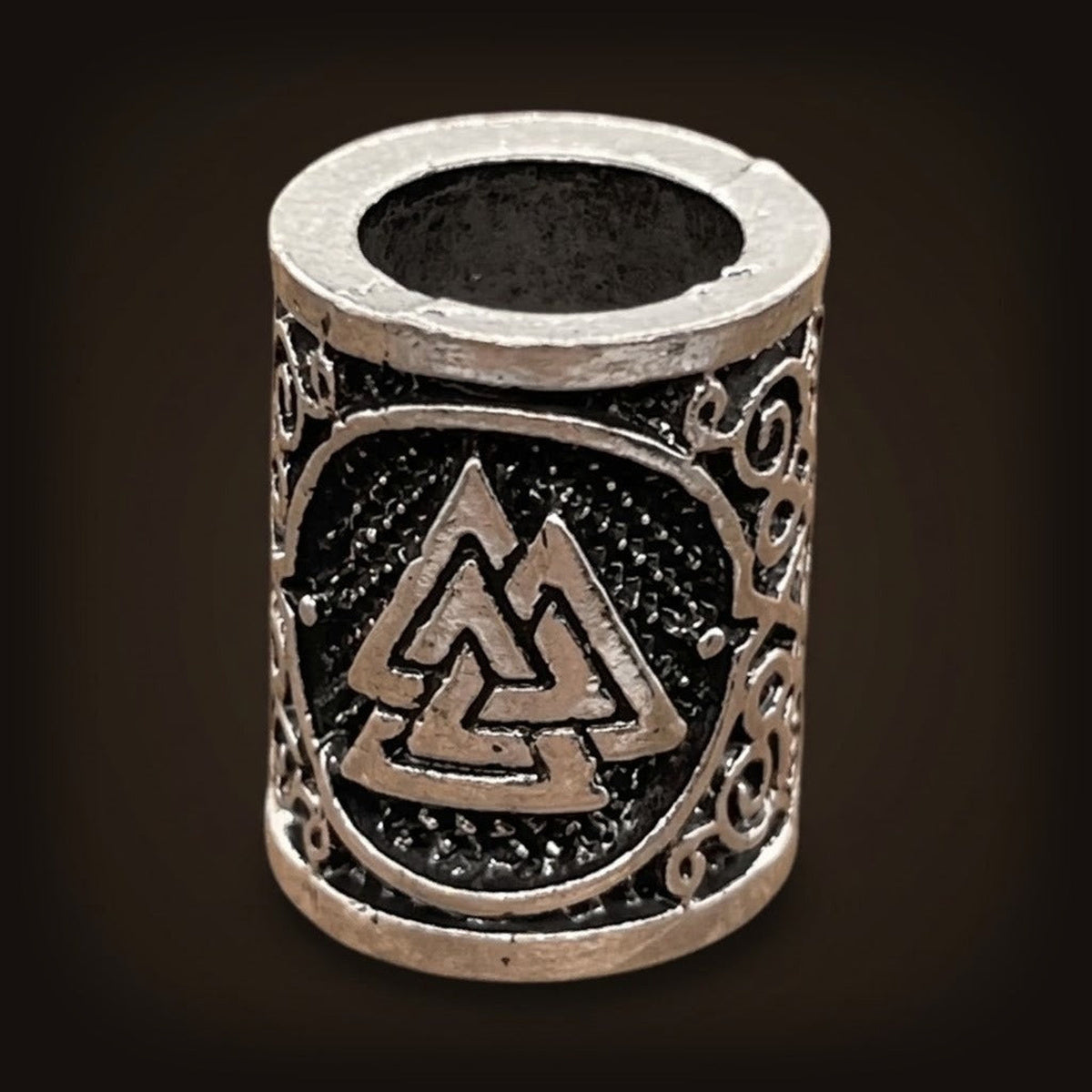 Perle viking cylindrique en alliage argent vieilli, Valknut à trois triangles, perçage traversant visible