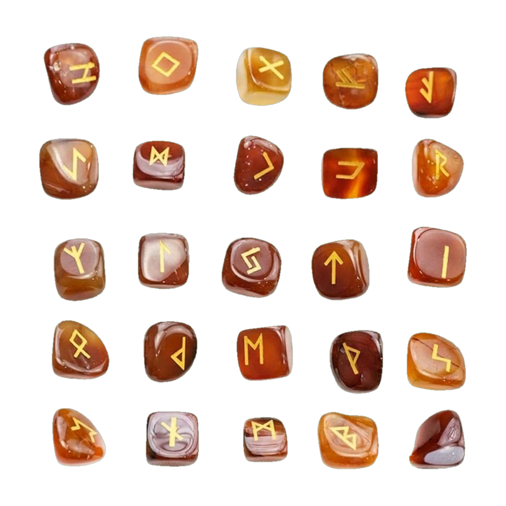 Set de 25 runes vikings en pierre d’agate rouge : 24 runes du Futhark gravées et dorées et une pierre vierge