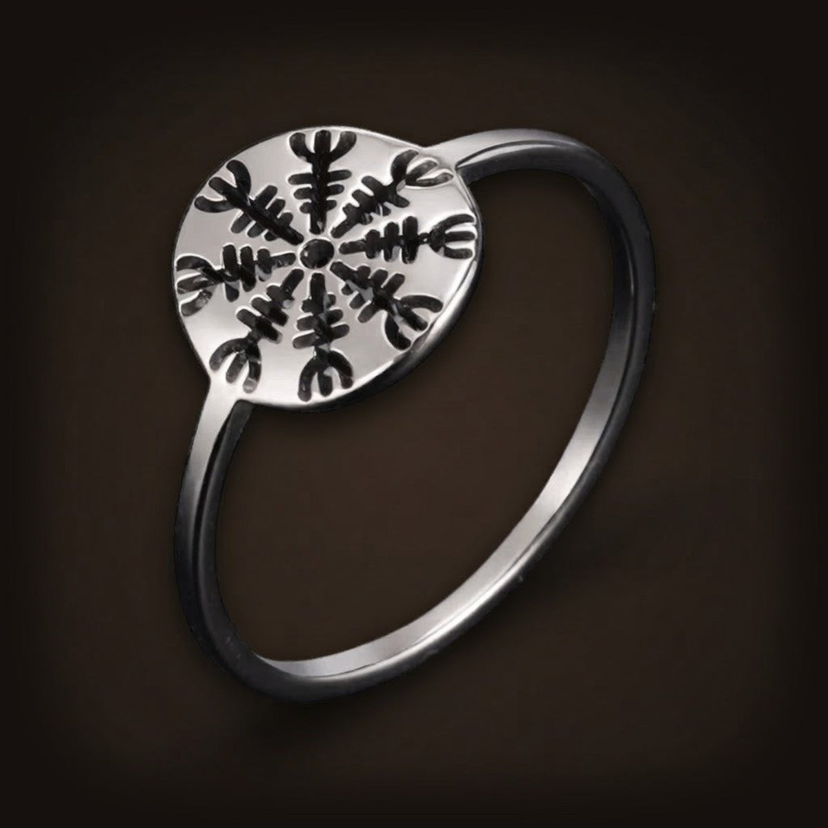 Bague Ægishjálmur à plateau rond gravé, version argentée