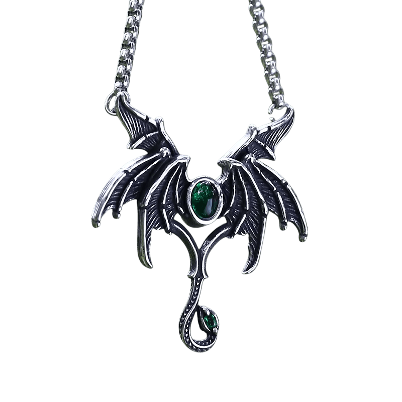 Pendentif ailes de dragon en acier 316L avec pierre verte au centre et au bout de la queue, chaîne vénitienne
