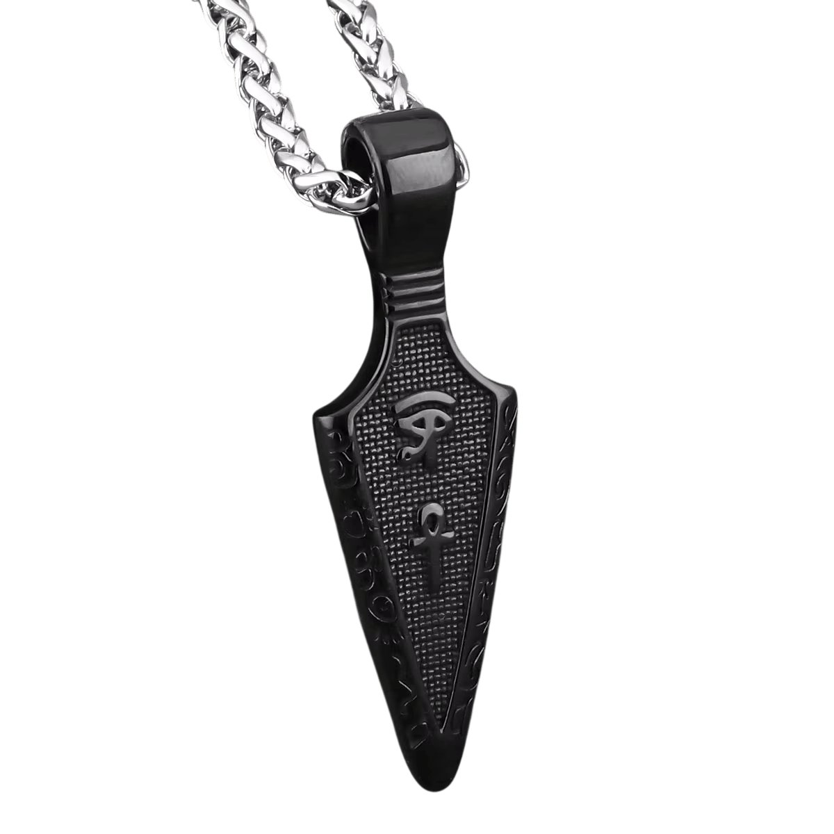 Pendentif égyptien en acier gravé de l'Œil d'Horus, de l'Ankh et de hiéroglyphes, en finition argentée, noire et dorée, sur fond blanc