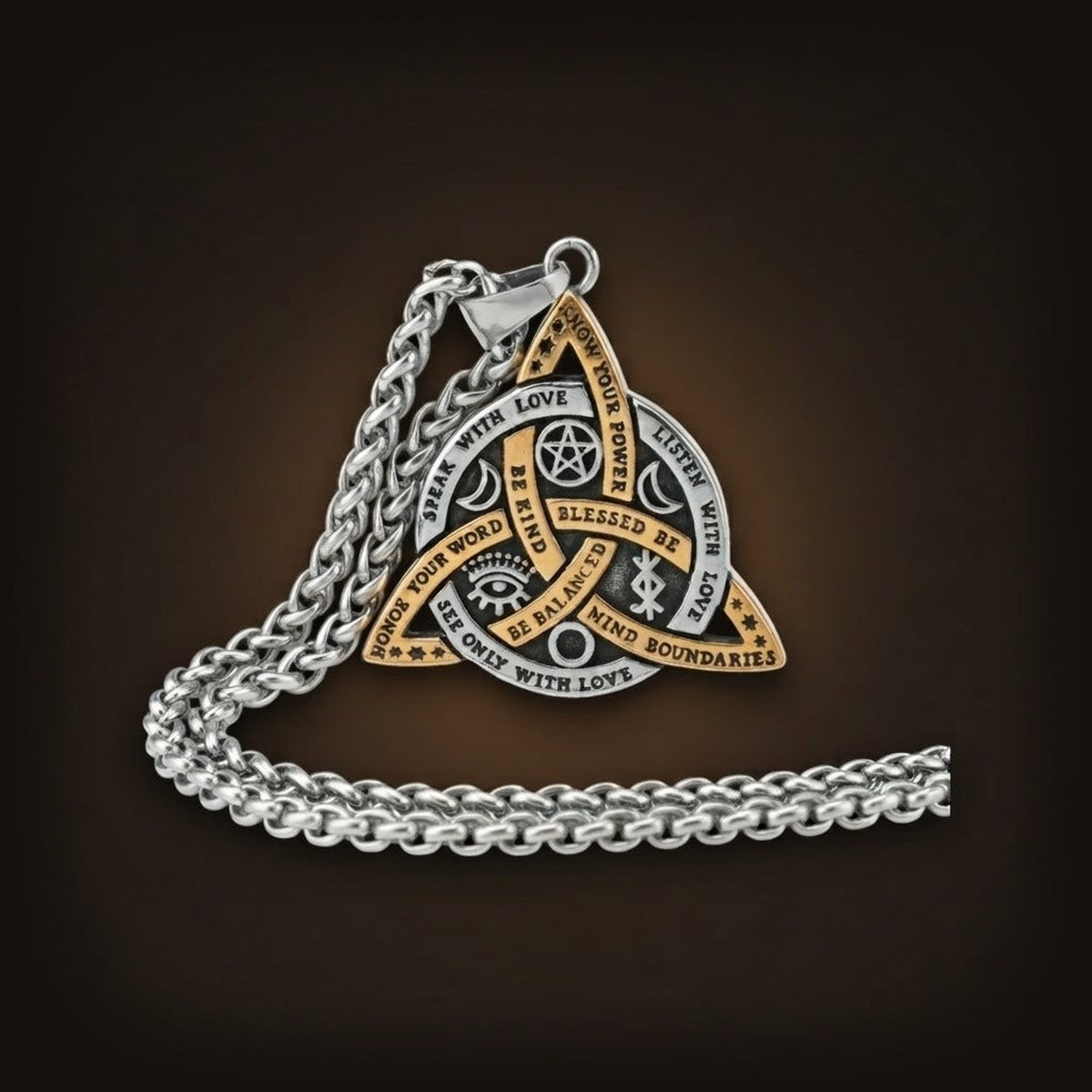 Collier pendentif triquetra et pentacle bicolore doré et acier, inscriptions en anglais, sur chaîne - Le Comptoir Viking