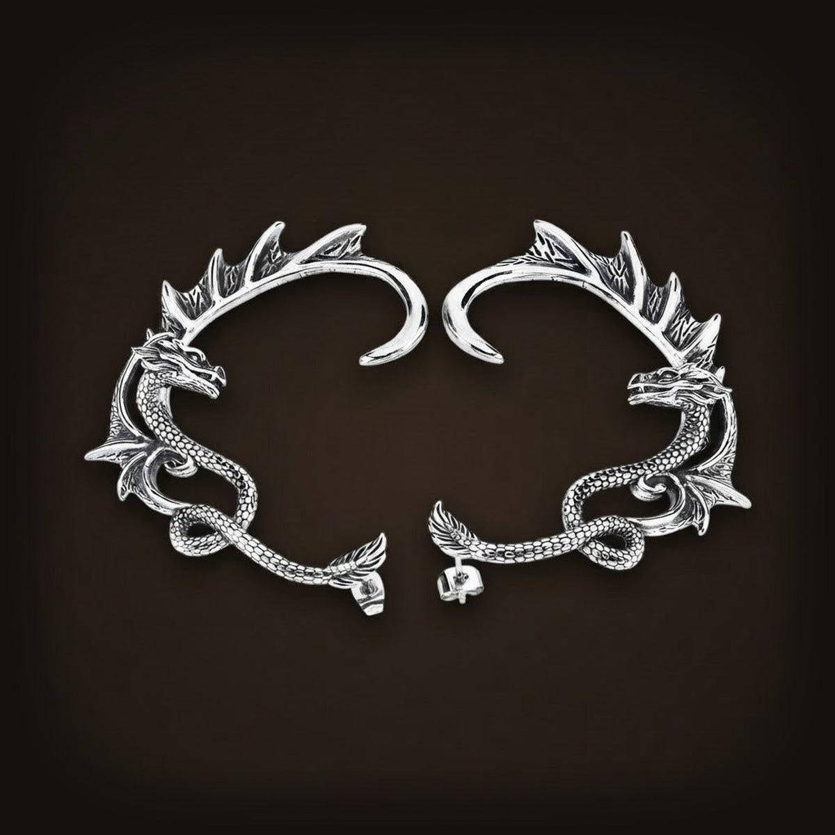Manchette d'oreille dragon en acier inoxydable, ailes déployées et griffes sculptées