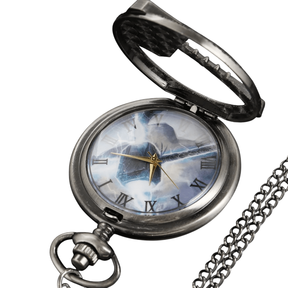 Intérieur d'une montre gousset viking montrant le cadran avec illustration de Thor et chiffres romains.