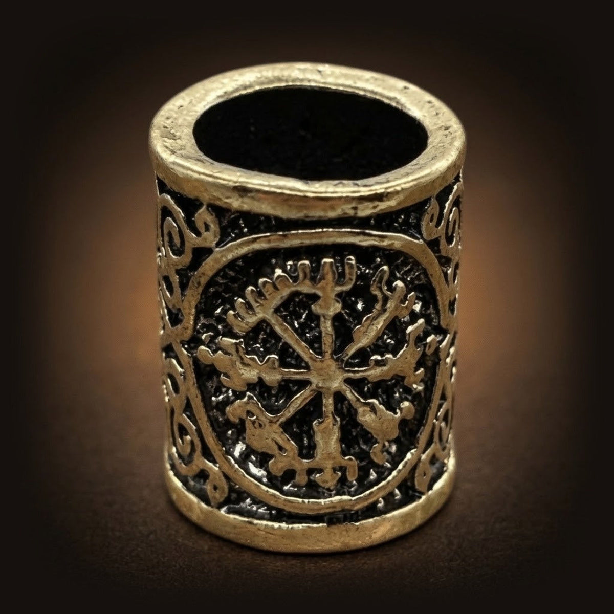 Perle viking cylindrique en alliage bronze patiné, Vegvísir à huit branches, perçage traversant visible