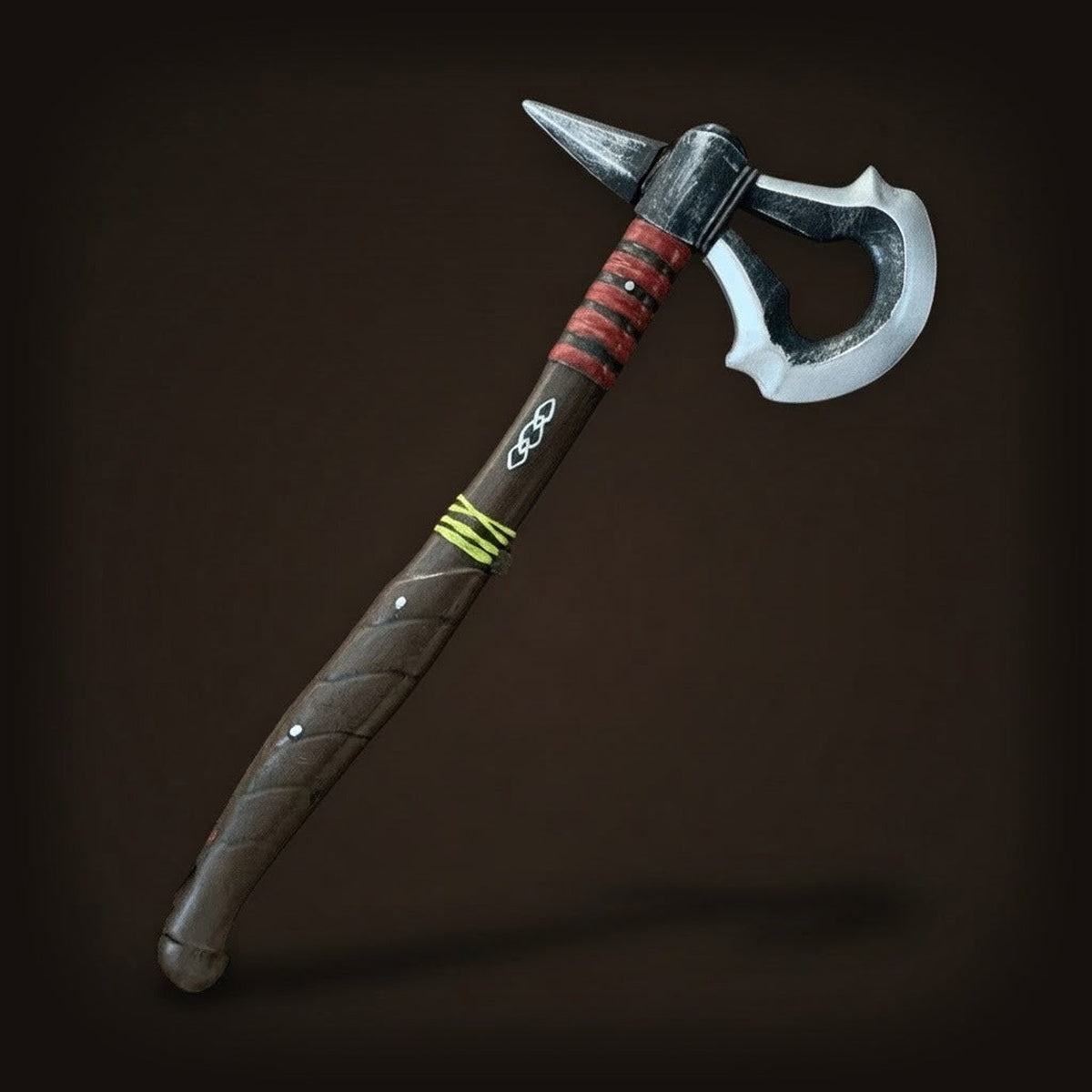 Tomahawk à Bec : Manche Rouge et Brun, 50 cm, vue complète