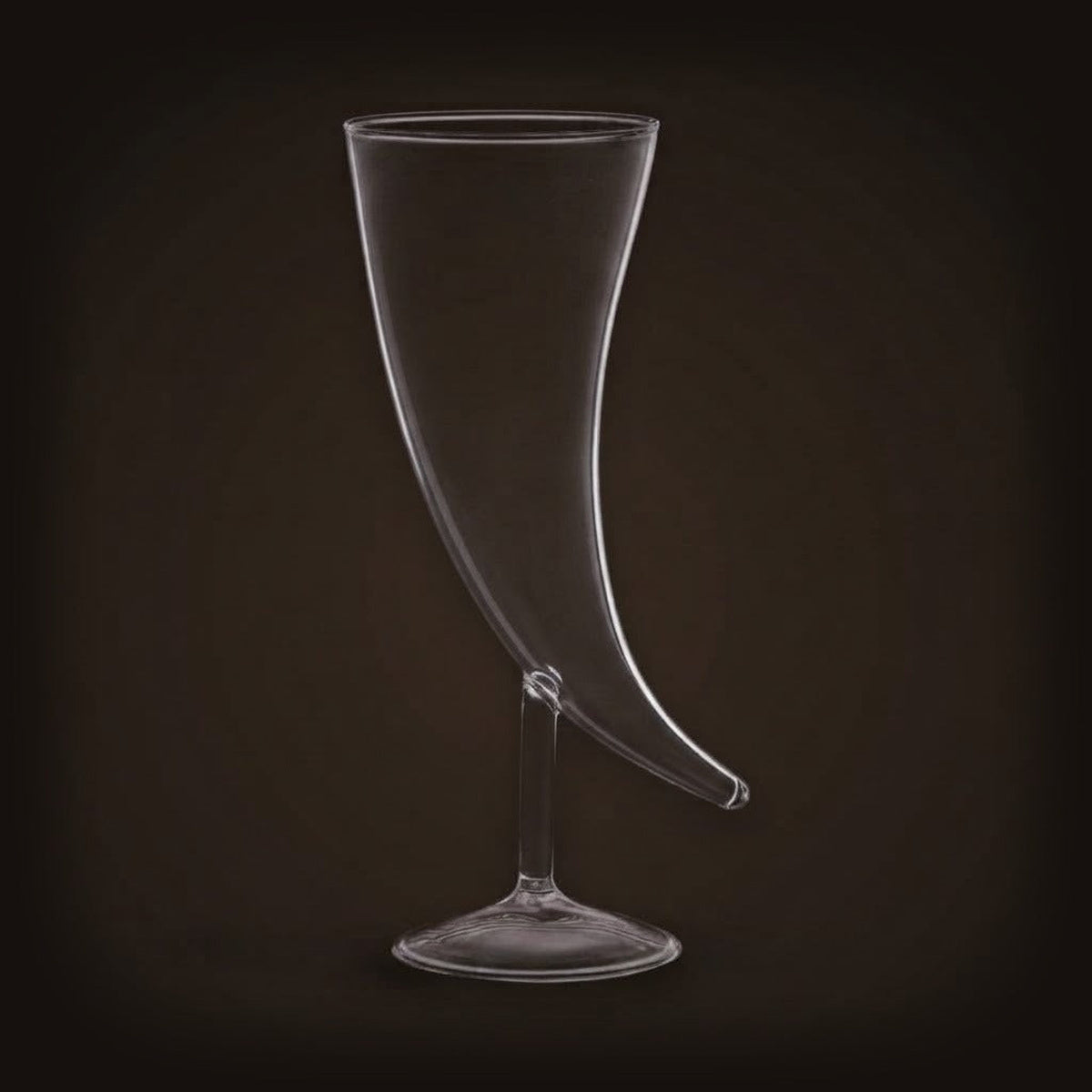 Verre à corne viking en verre soufflé transparent, monté sur pied